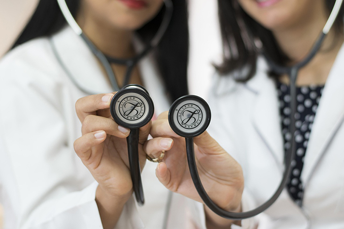 doctor-2568481_1280.jpg
